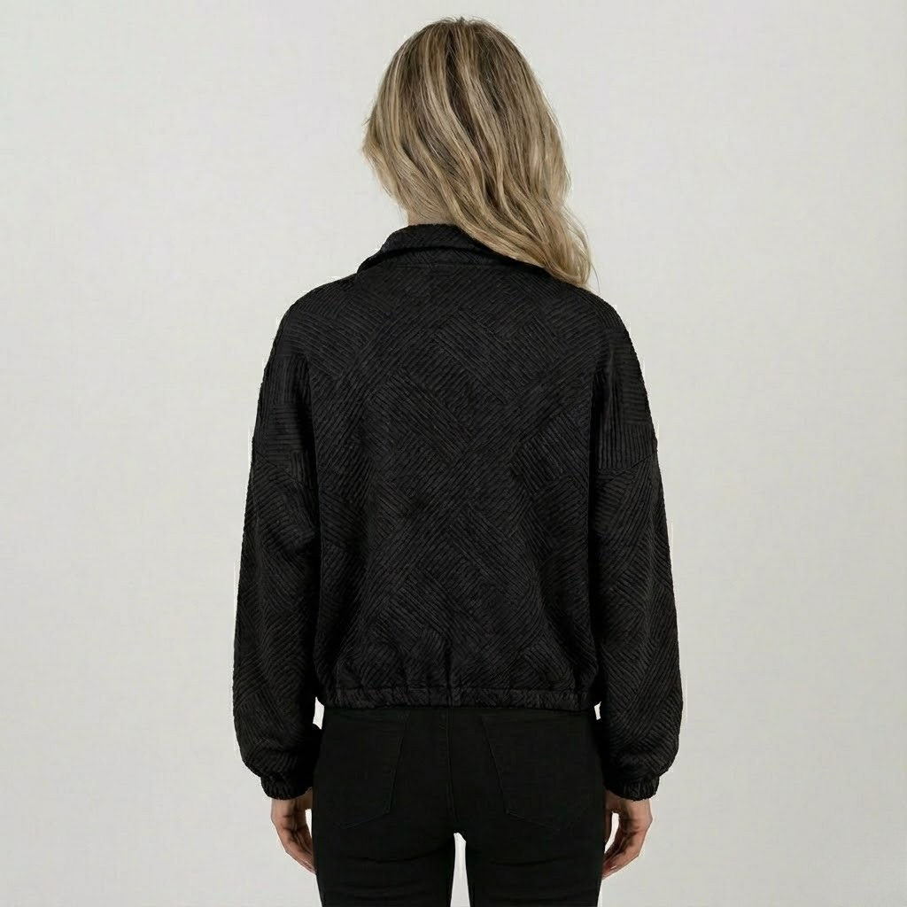 Long-sleeved textured coat