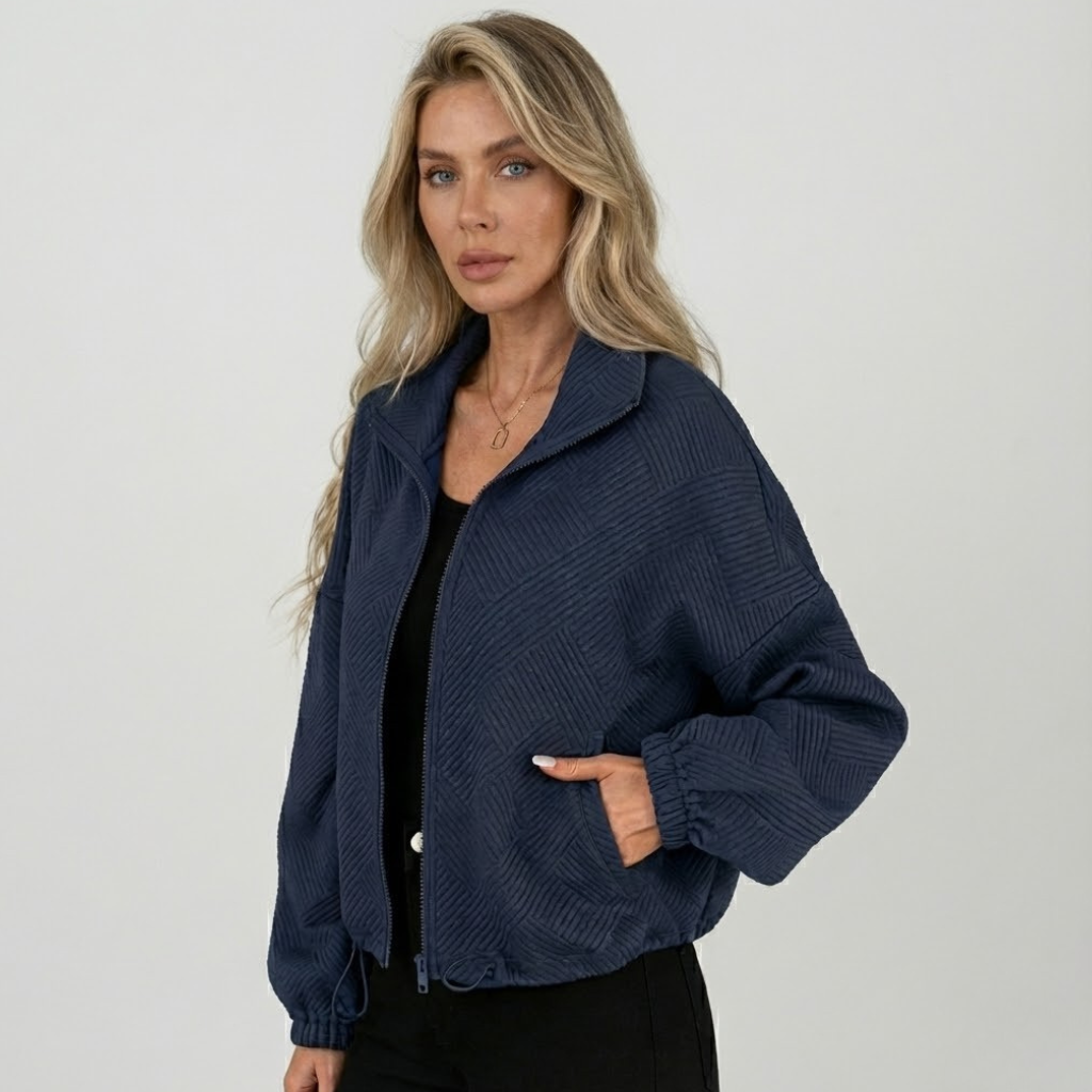 Long-sleeved textured coat