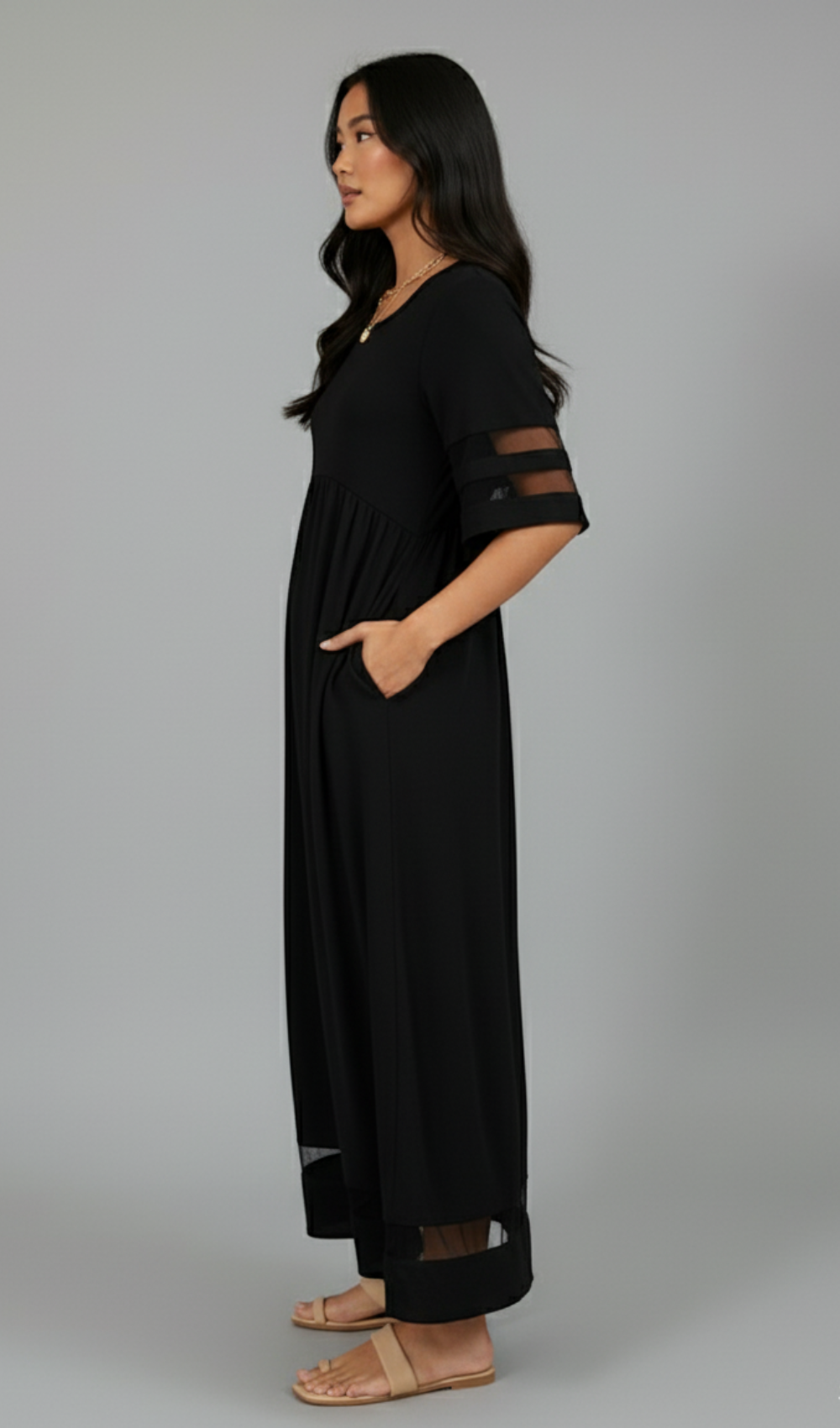 Elegant Round-Neck Half-Sleeve Dress